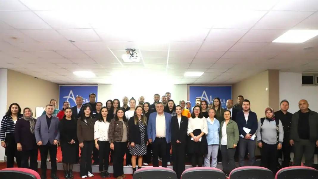 Aksu’da Çalışanlara Moral Desteği: Stres Yönetimi Eğitimi Verildi 3